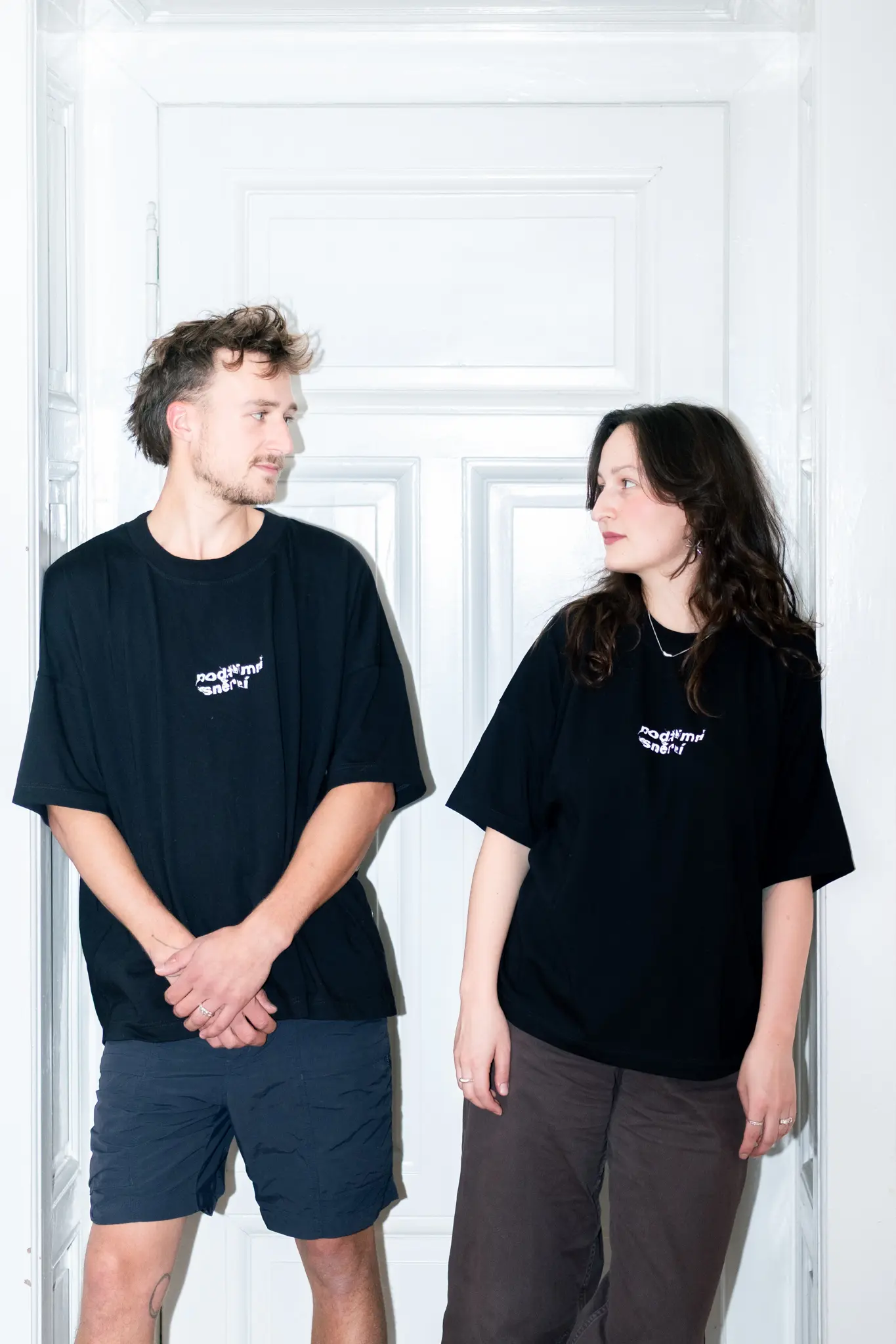 Černé oversized tričko s krátkým rukávem